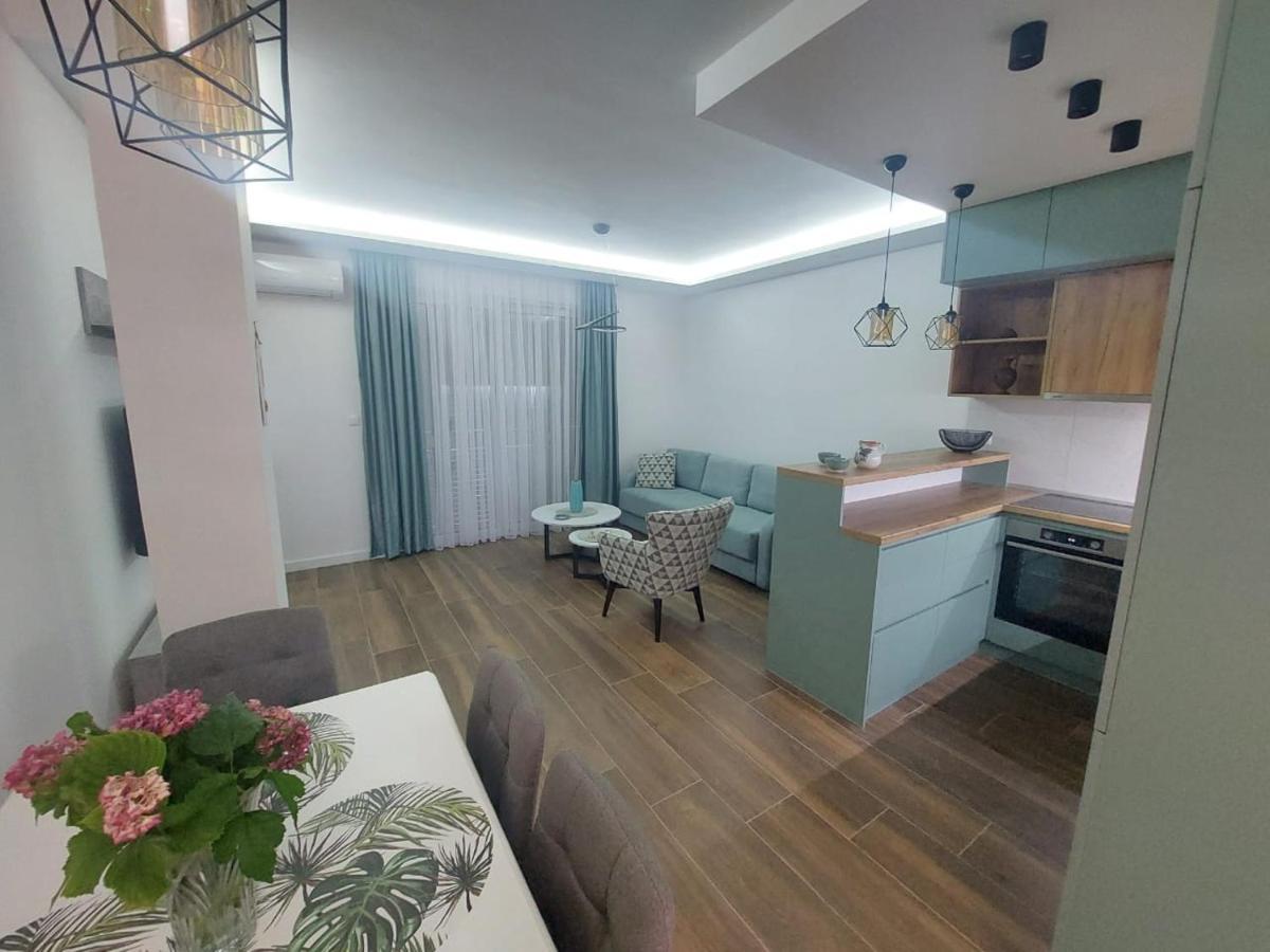 Apartment Sara With Seaview Budva Exterior foto